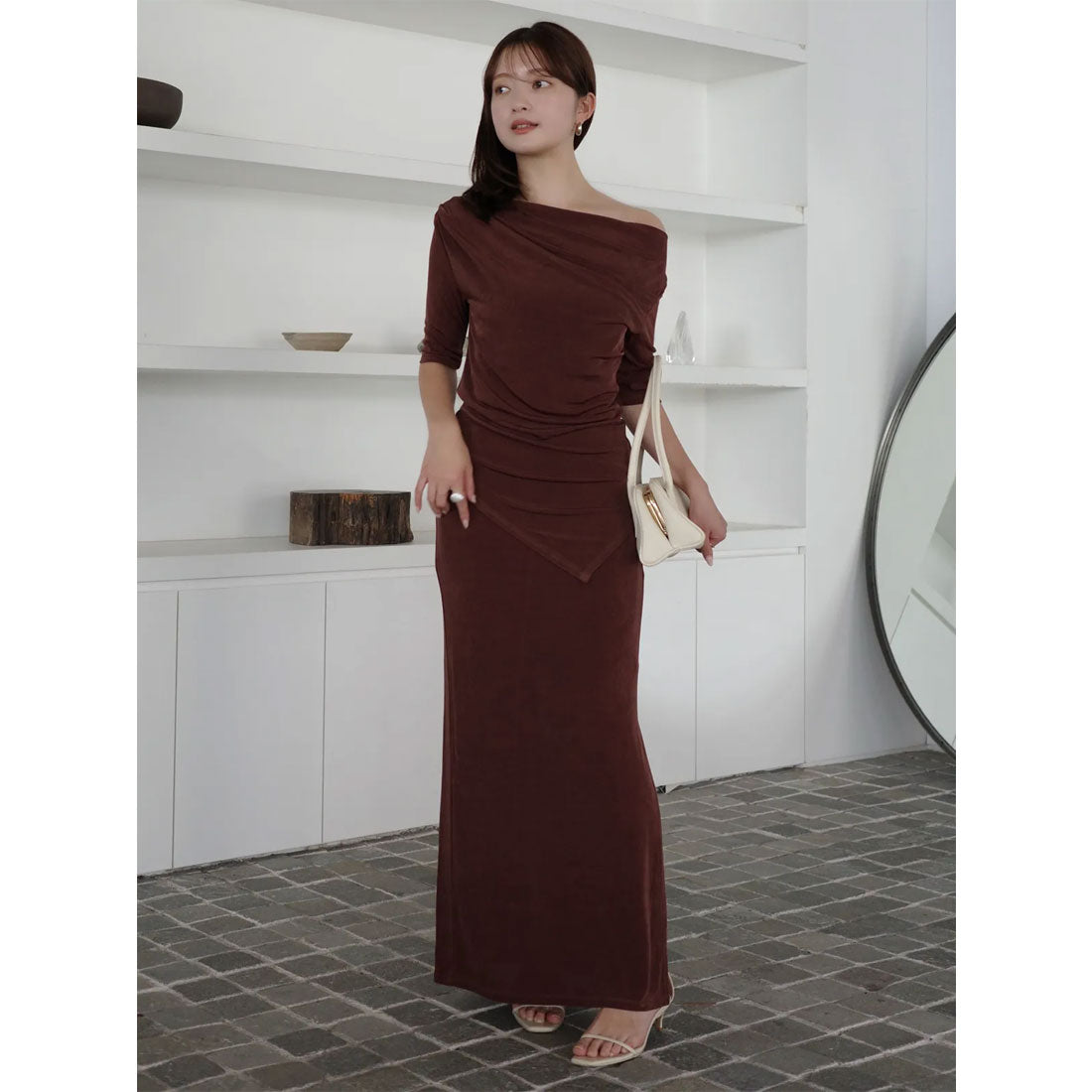 アニュアンス anuans アセテートカットナロースカート （BROWN） BROWN