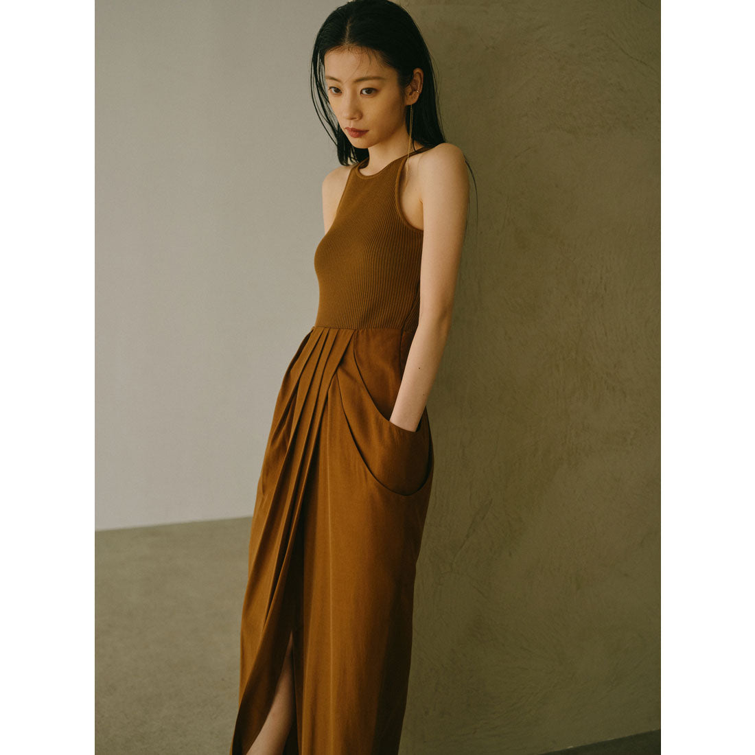 アニュアンス anuans ドレープニットドッキングワンピース （CAMEL） CAMEL