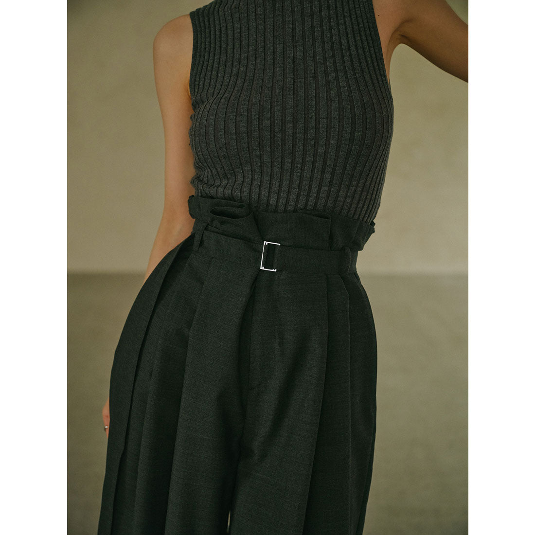 アニュアンス anuans フリルタックワイドパンツ （GREY） GREY