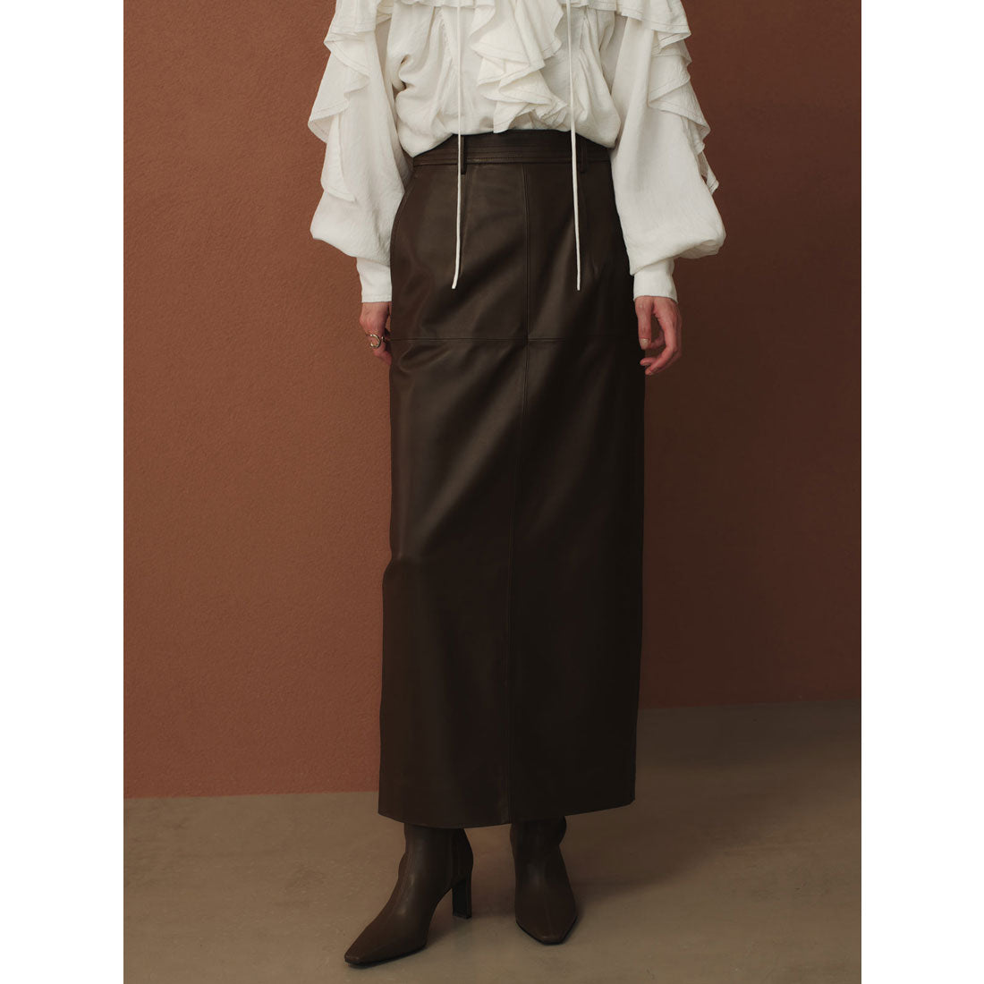 アニュアンス anuans レザータイトスカート （DARK BROWN） DARK BROWN