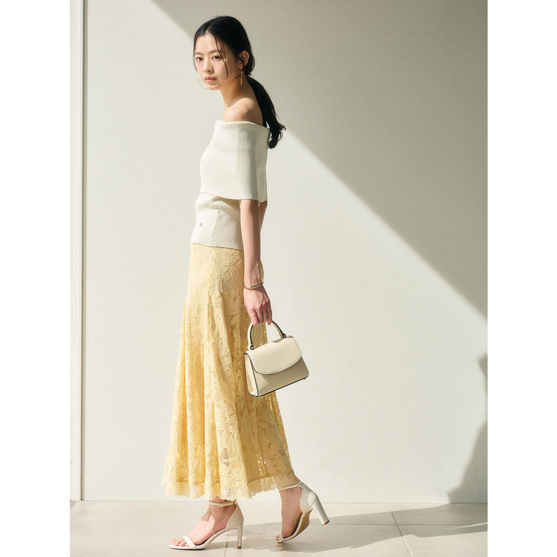アニュアンス anuans オーナメントレースセミフレアスカート （YELLOW） YELLOW