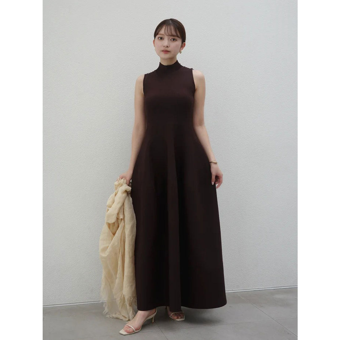 アニュアンス anuans ホールガーメントフレアニットワンピース （BEIGE） BEIGE