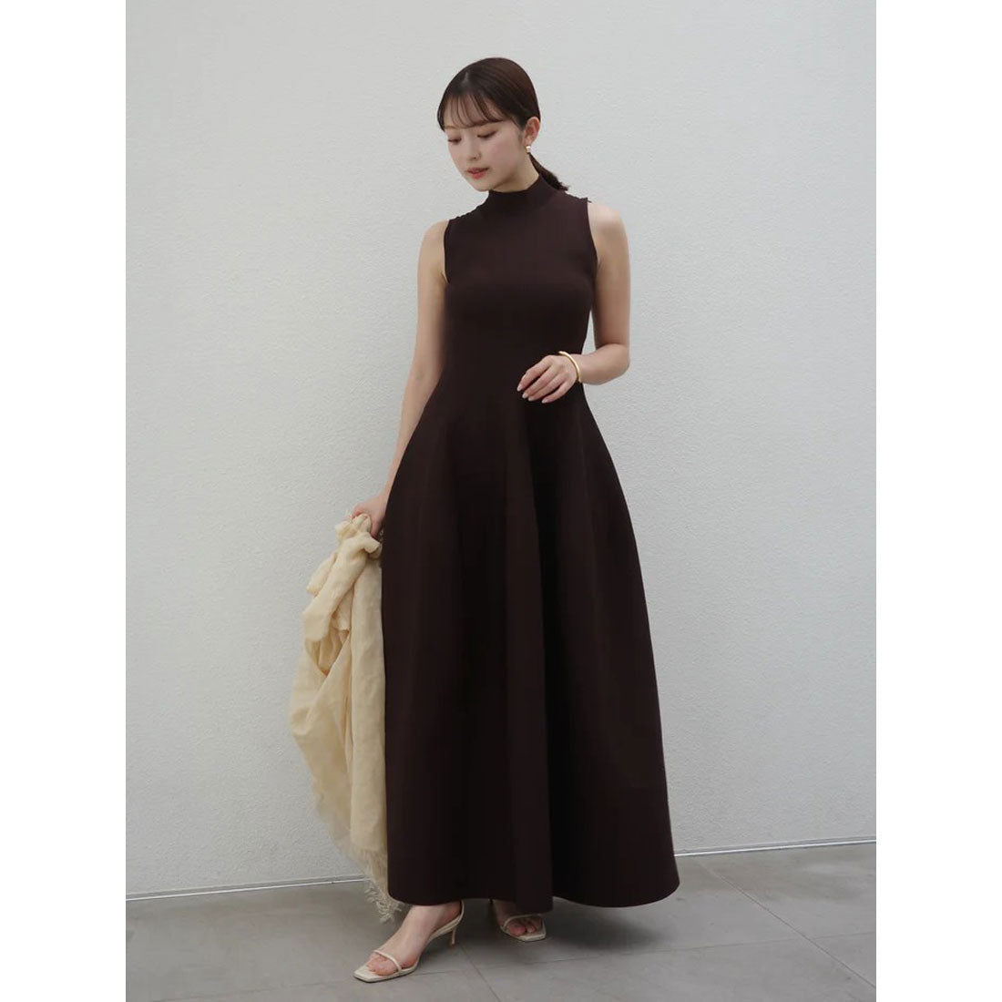 アニュアンス anuans ホールガーメントフレアニットワンピース （BEIGE） BEIGE