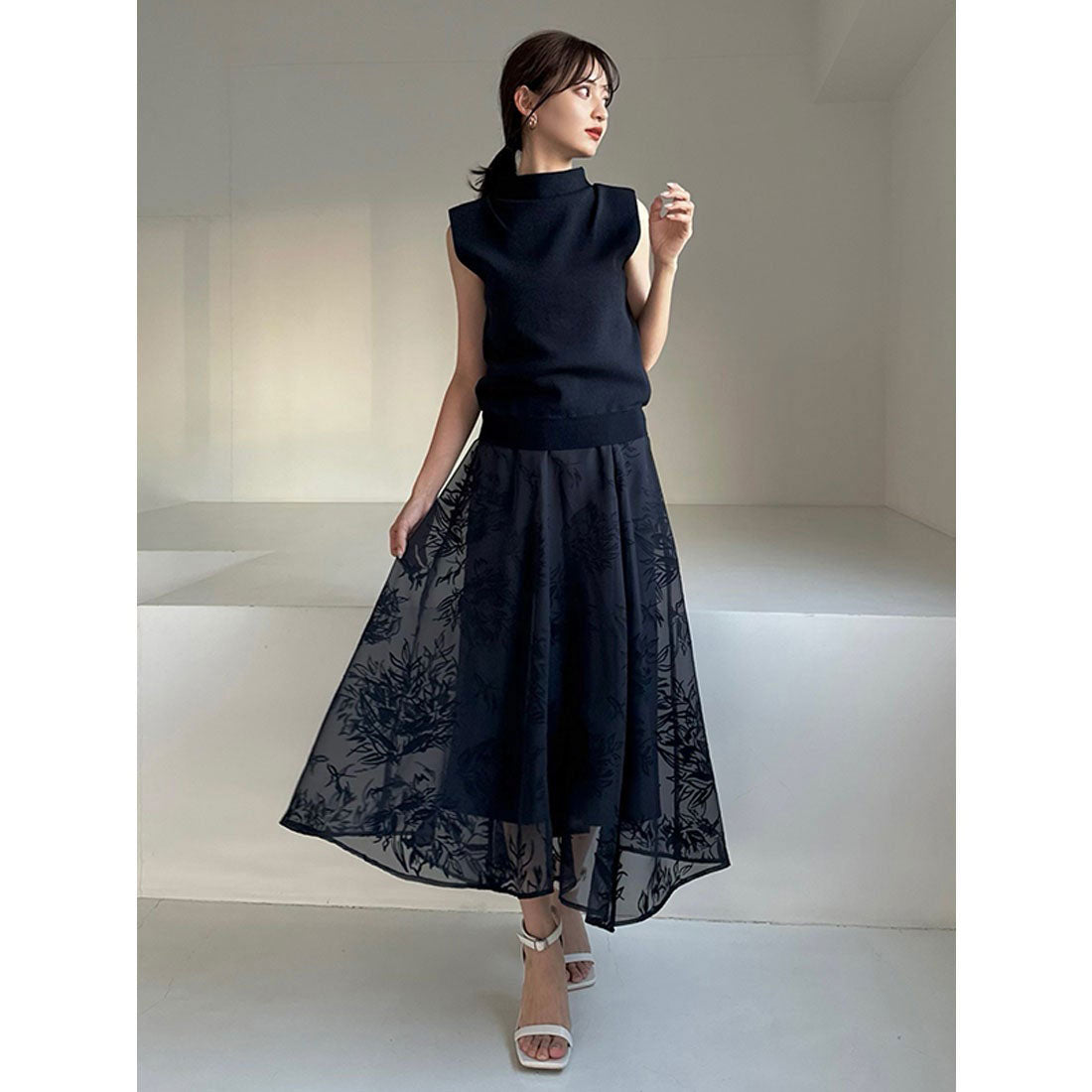 anuans Irregular hem opal skirt knit set