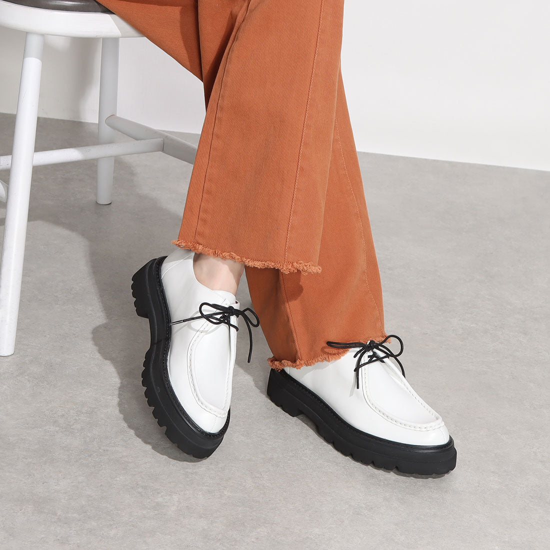 APOM Track Sole Tyrolean Shoes 40