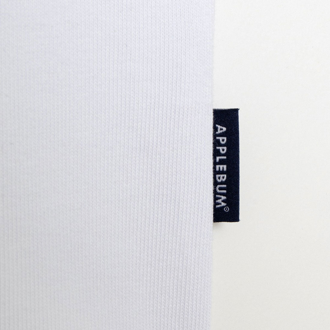 アップルバム APPLEBUM ブランニュー キックス” Tシャツ（“Brand New Kicks” T-shirt） （White） White
