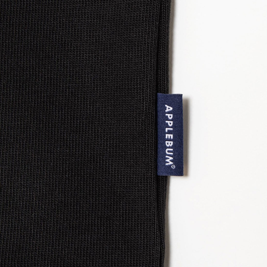 アップルバム APPLEBUM ロゴ Tシャツ（Logo T-shirt） （Black） Black