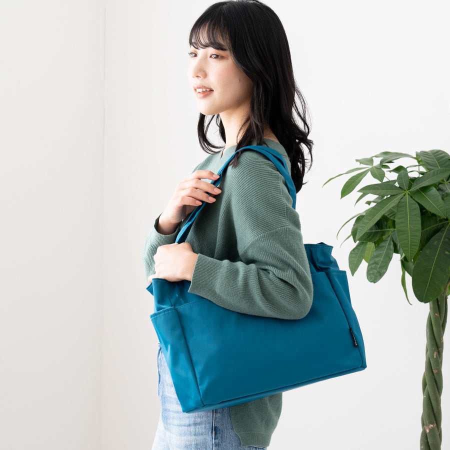 アップルバッグ APPLE BAG 中仕切り トートバッグ A4サイズ（エメラルドグリーン） エメラルドグリーン