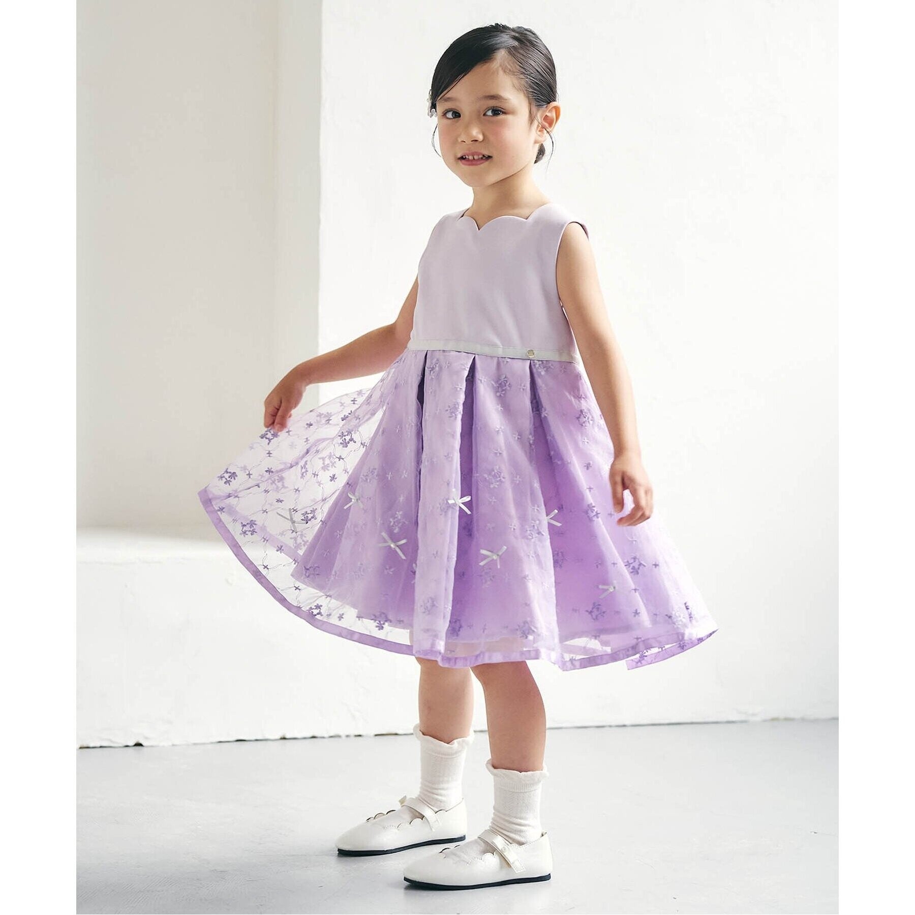 アプレ レ クール apres les cours スカラップリボンパンプス （アイボリー） アイボリー