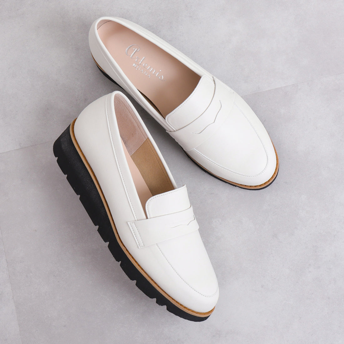 Artemis by DIANA thick-soled coin loafers