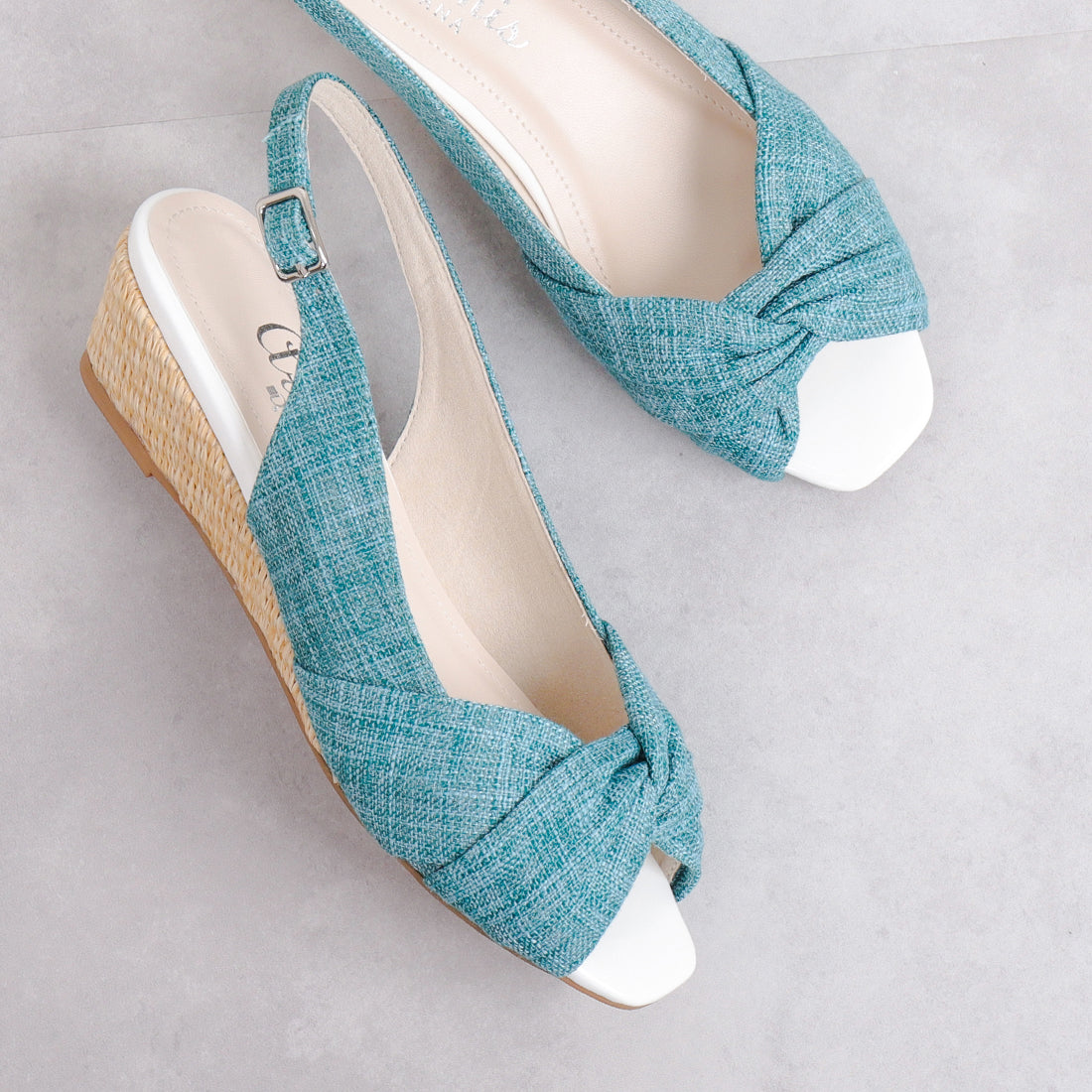 アルテミス バイ ダイアナ artemis by DIANA ウェッジソール バックストラップサンダル （ブルー生地） ブルー生地