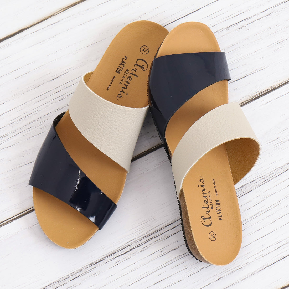 artemis by DIANA exclusive double strap flat sandals 【PLAKTON】