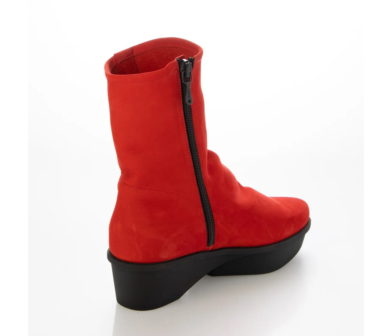 arche レザー ショートブーツ サイドジッパー Arche 【New with Defects】 NAOWOO Side Zip Short Boots