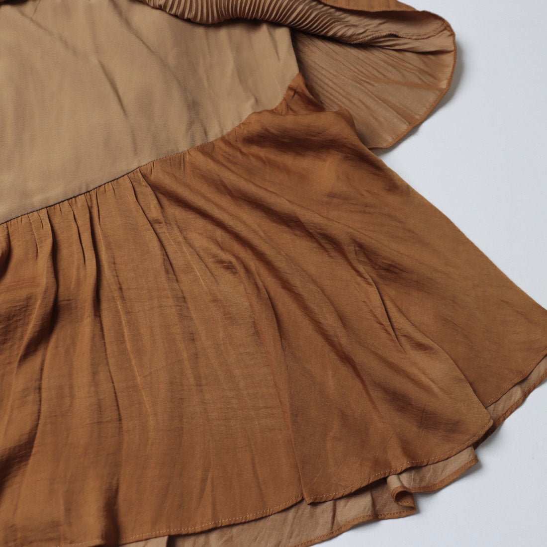 アルシーヴ archives マットサテンアシメフリルティアードスカート （GRY） GRY