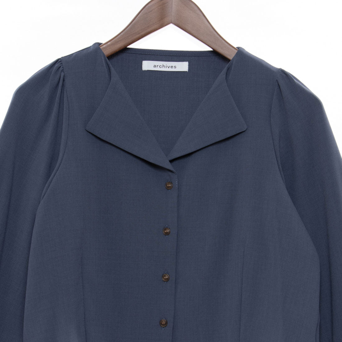 アルシーヴ archives ラペルカラー長袖ミニブラウス （BLU） BLU