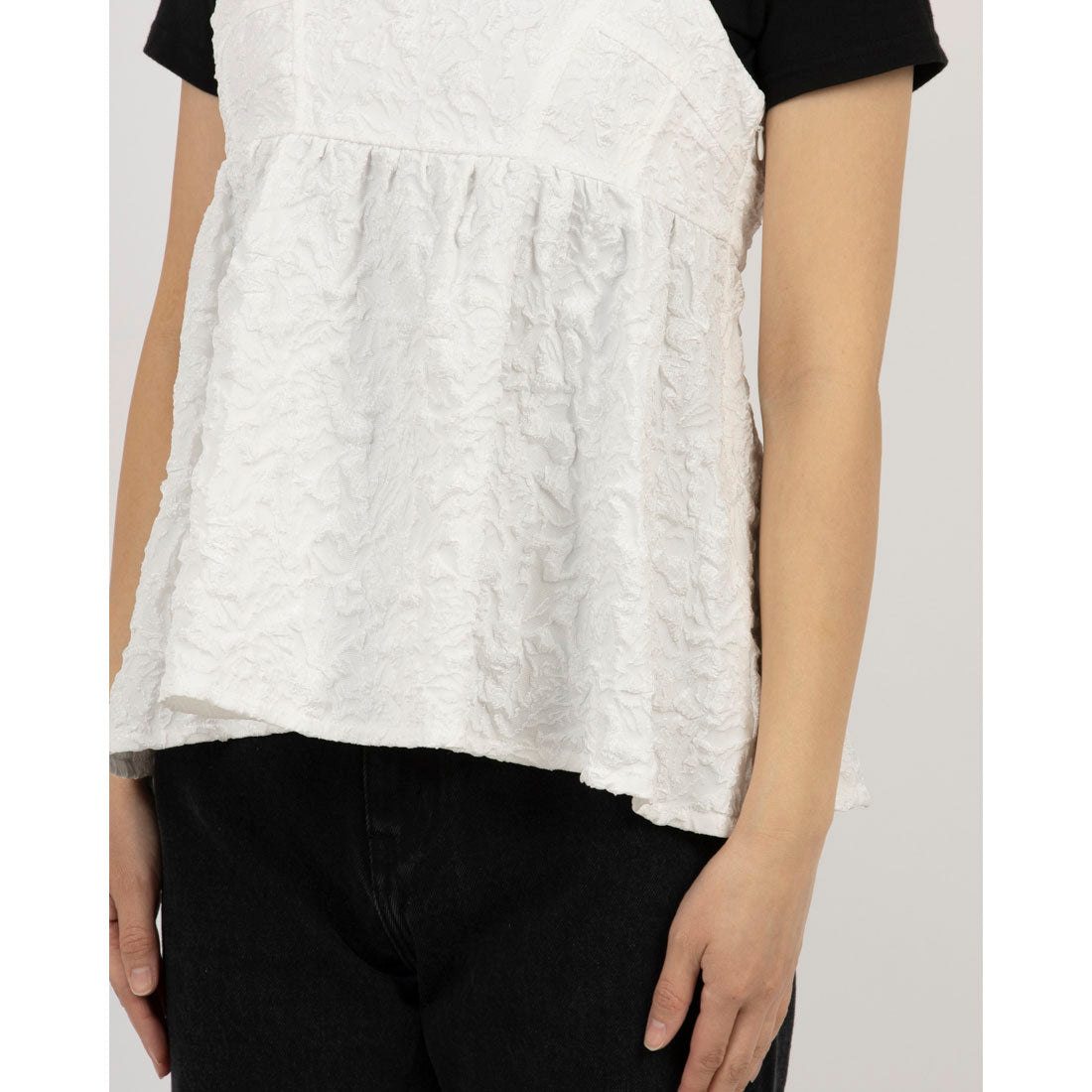 archives archives Backsham Embossed Camisole Tunic