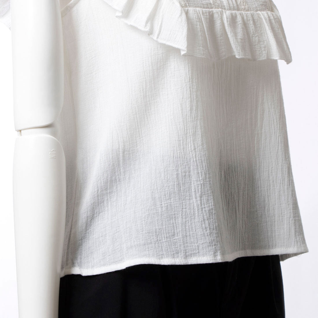 archives archives Cotton Yoryu Frill Blouse