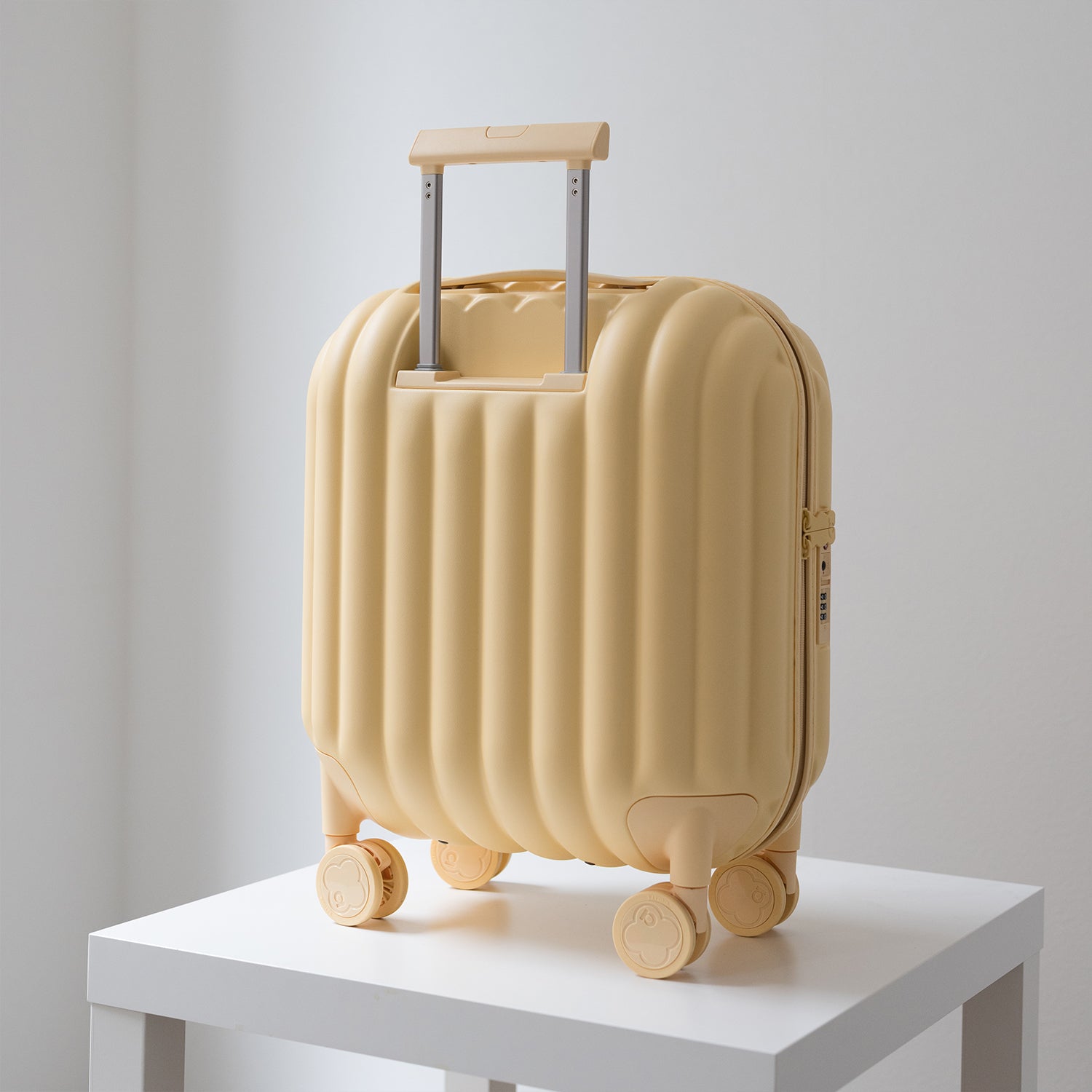 アートリップス artrips スーツケース キャリーケース キャリーバッグ かわいい おしゃれ 機内持ち込み 旅行 一人旅 SSサイズ 1泊 (イエロー) （イエロー） イエロー