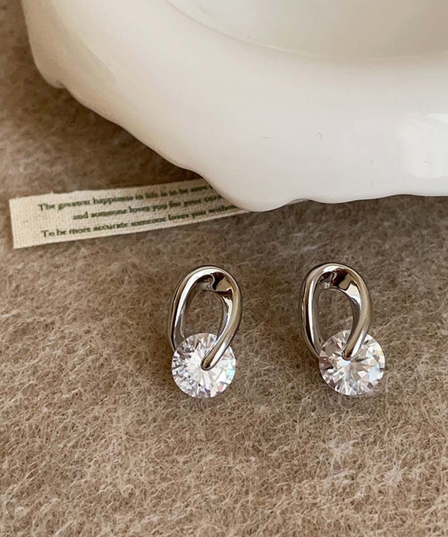 アルゴトウキョウ ARGO TOKYO Rotating Zircon Twisted Metal Stud Earrings 26199 （シルバー） シルバー