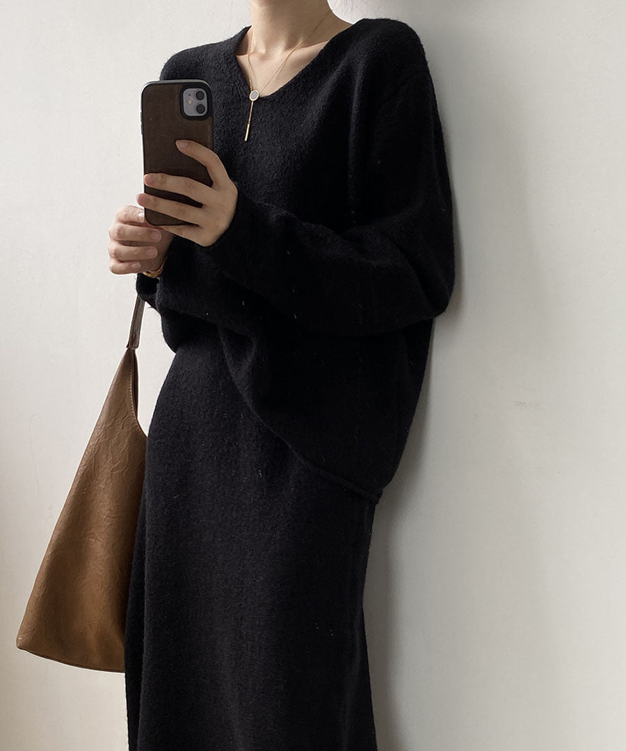 ARGO TOKYO ARGO TOKYO V Neck Knit Skirt Setup 29100 V-neck knit knit dress knit setup knit skirt knit top V-neck knit
