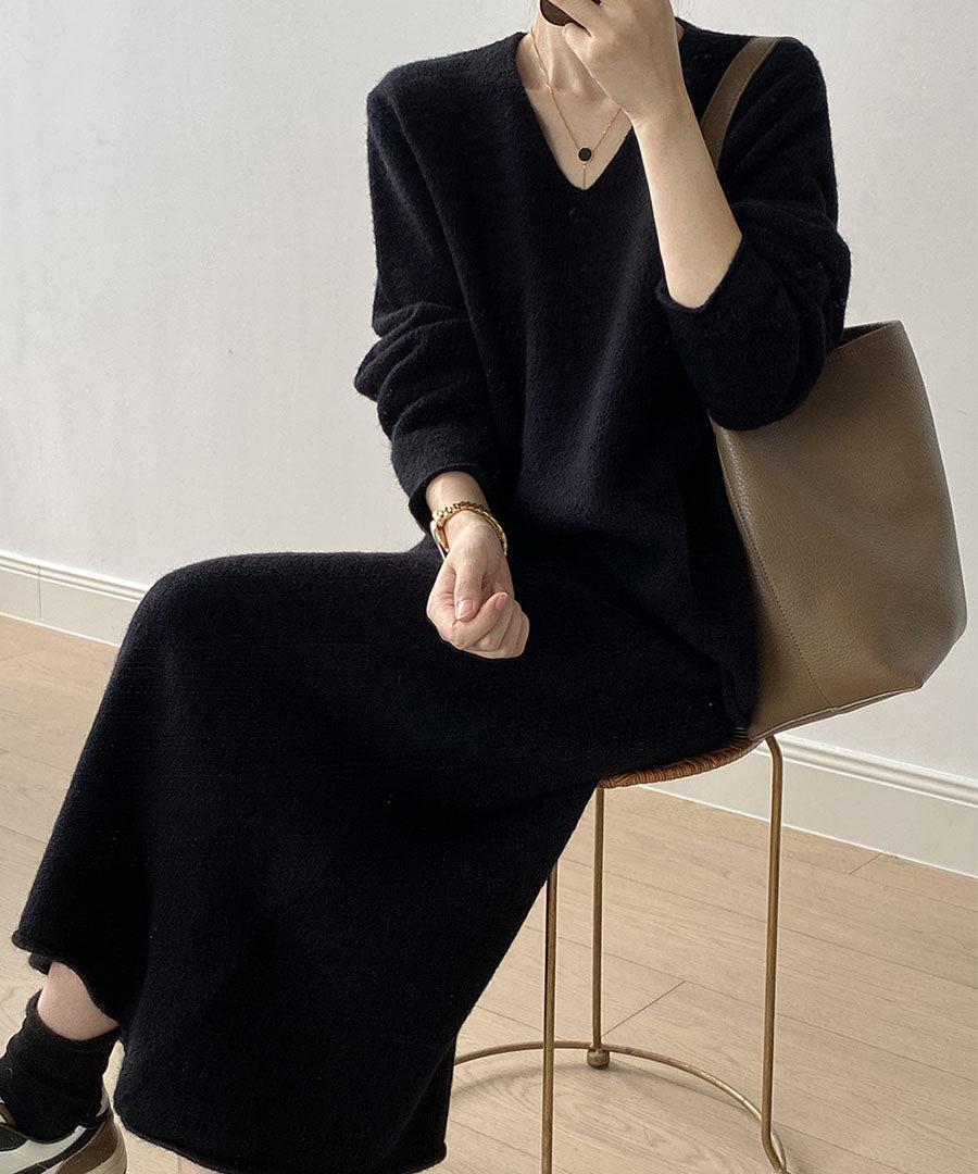 ARGO TOKYO ARGO TOKYO V Neck Knit Skirt Setup 29100 V-neck knit knit dress knit setup knit skirt knit top V-neck knit