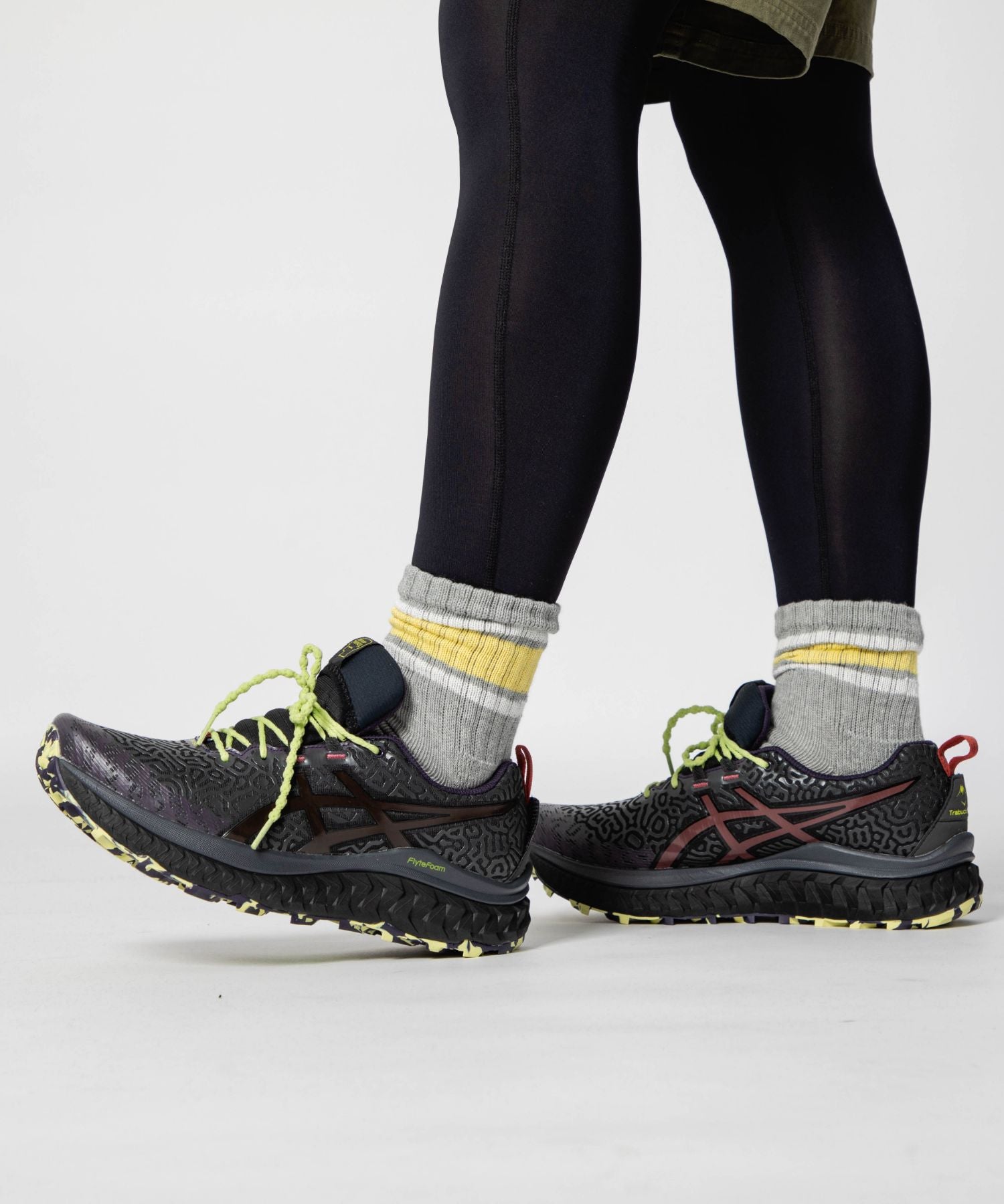 アシックス ASICS Brain Dead x ASICS Trabuco Max 限定モデル 1201A371 001 コラボ Organic Chaos Design スニーカー メンズ