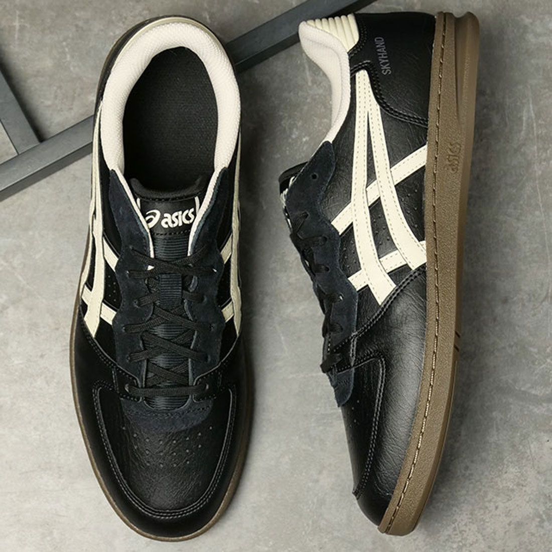 アシックス ASICS SportStyle SKYHAND OG BLACK/OATMEAL [1203A451-002]