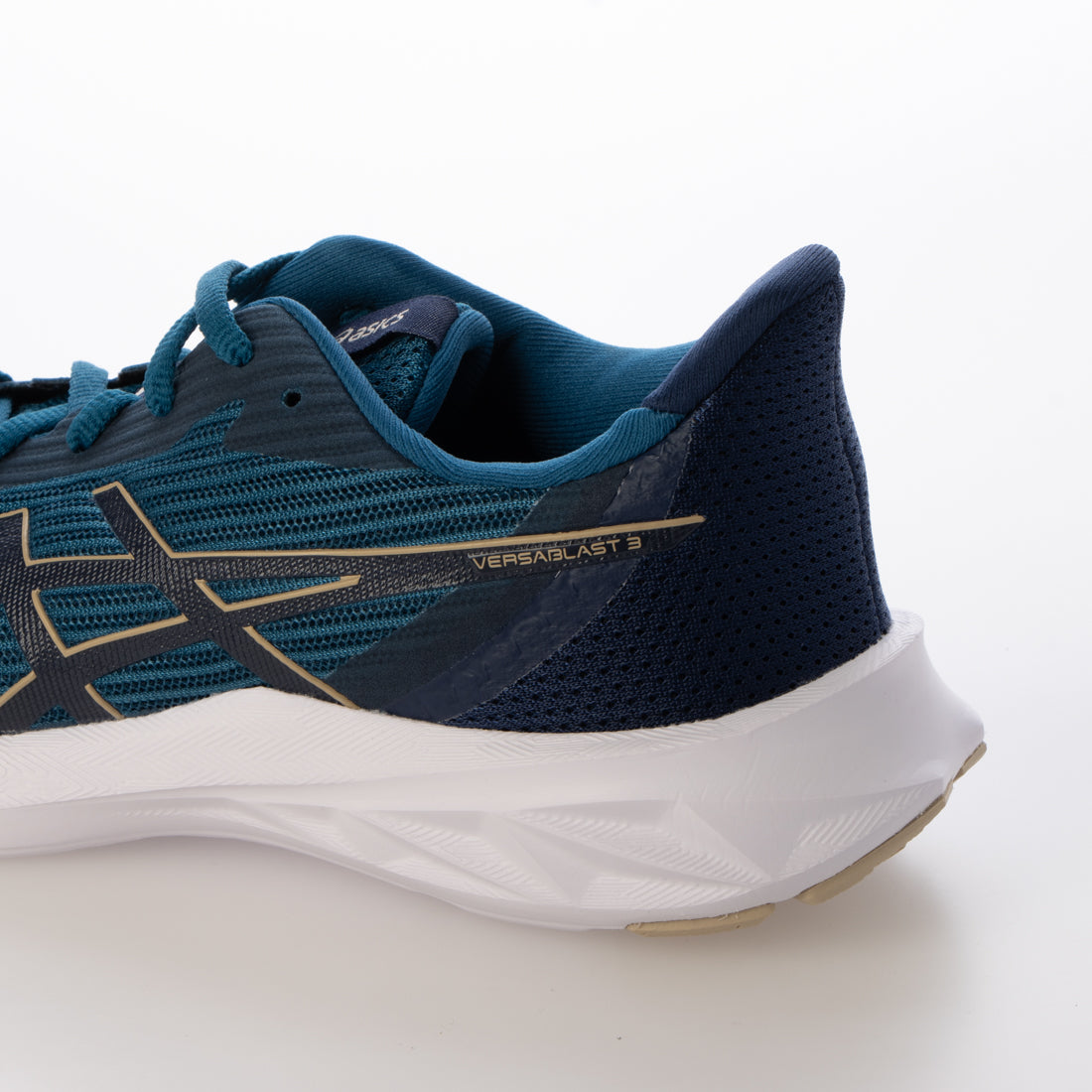 ASICS　VERSABLAST 3　1012B511.404L