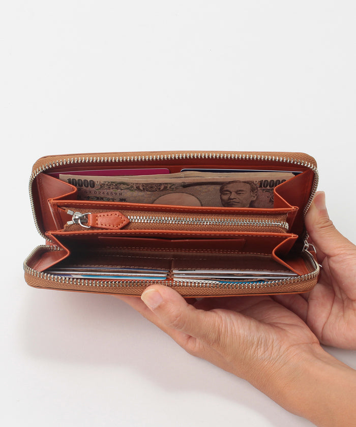 MAGASEEK 【magaseek/dfashion exclusive】 Tochigi Leather Round Long Wallet