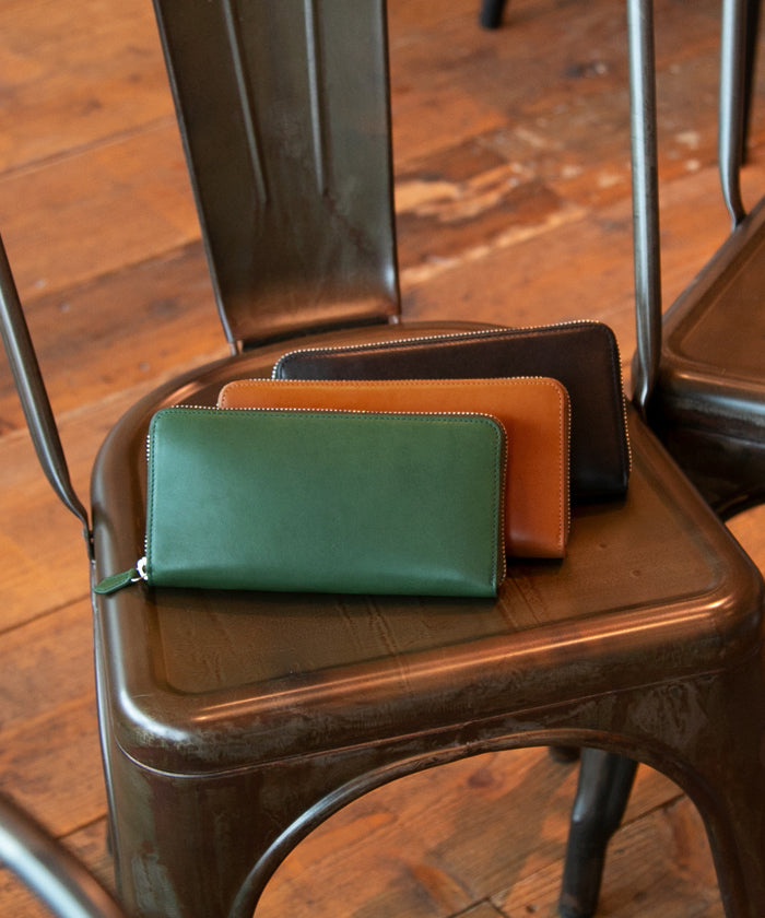 MAGASEEK 【magaseek/dfashion exclusive】 Tochigi Leather Round Long Wallet
