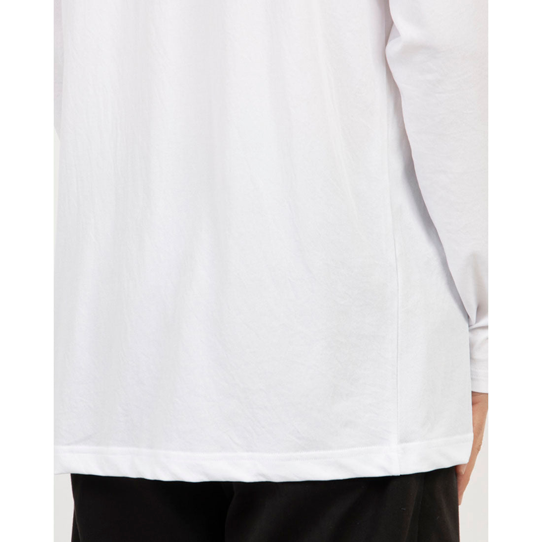 as as BREEZEDRY Instant Dry All-Season V-Neck Long Sleeve Inner
