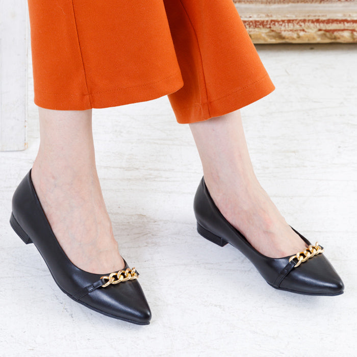 アタガール attagirl ゴールドチェーンパンプス （ブラックスムース） ブラックスムース