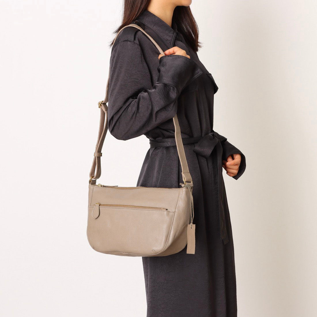 アトランタ ATLANTA 牛革ファスナーショルダー （CM） CM