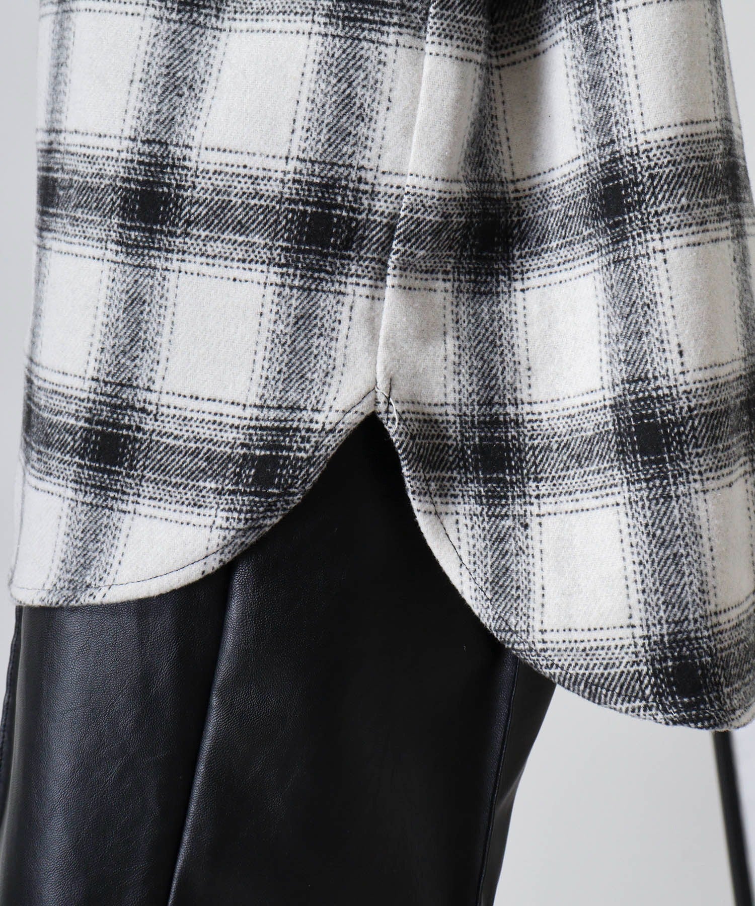アットワン atONE 起毛チェックロングシャツ