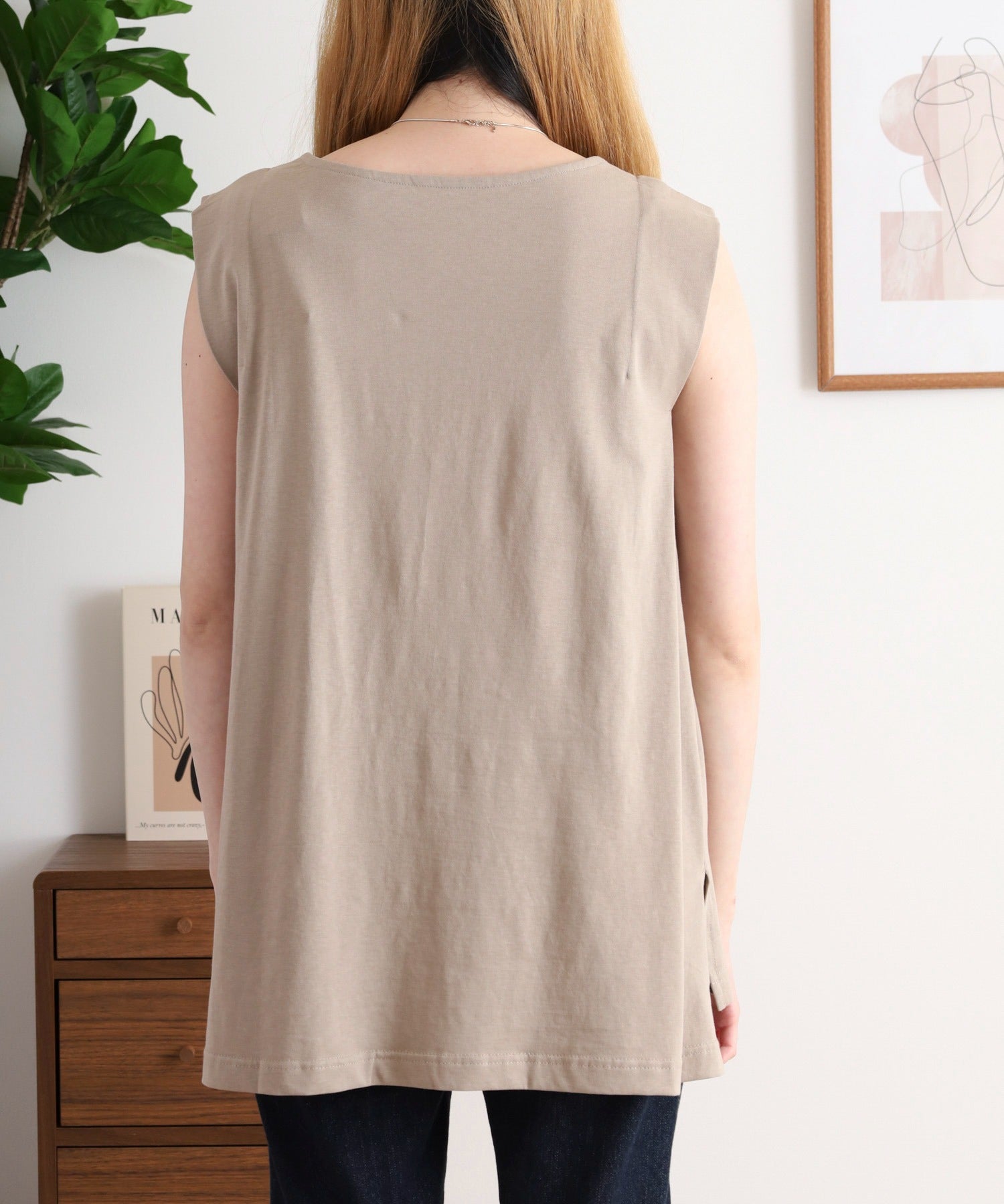 アットワン atONE 肩タックノースリーブボートネックTシャツ （チャコールグレー） チャコールグレー
