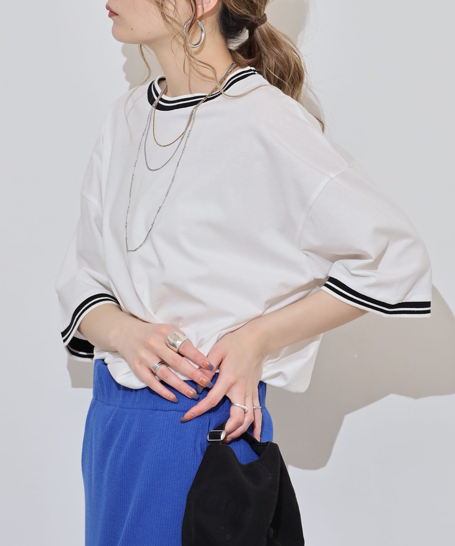アットワン atONE 配色袖リブライン入りTシャツ （ホワイト） ホワイト