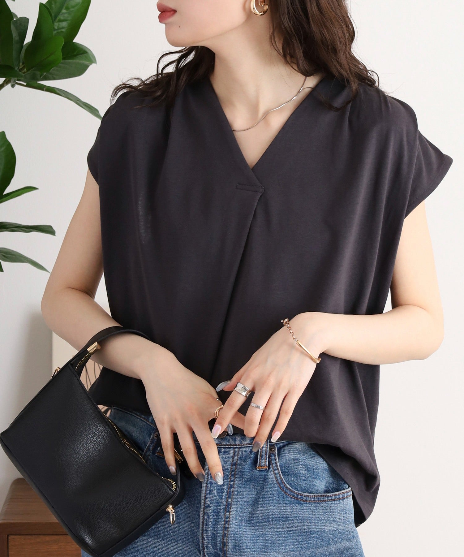 アットワン atONE ブラウス風タックスキッパー フレンチ袖Tシャツ （チャコールグレー） チャコールグレー