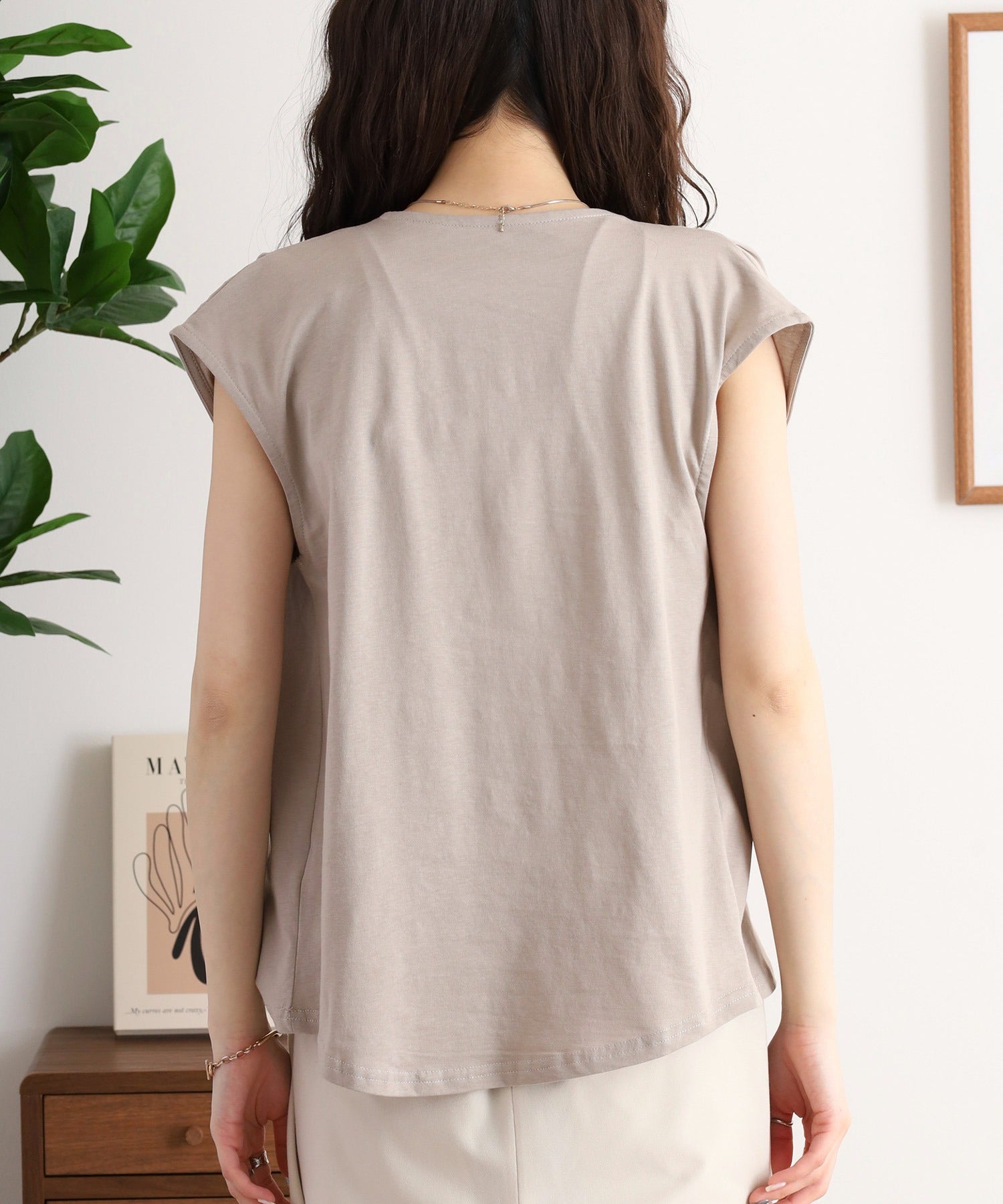 アットワン atONE ブラウス風タックスキッパー フレンチ袖Tシャツ （チャコールグレー） チャコールグレー