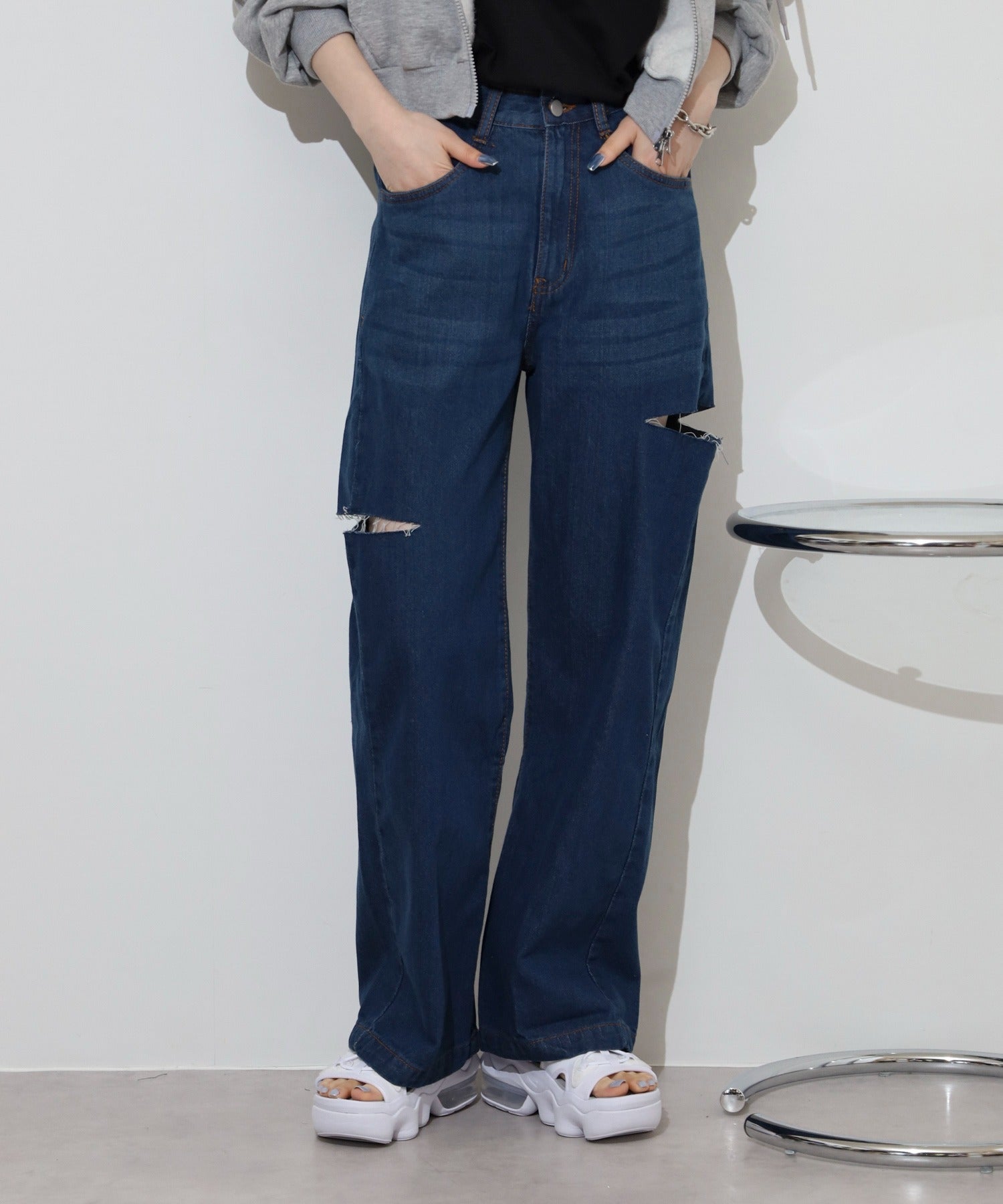 アットワン atONE デニムダメージストレートパンツ （ネイビー） ネイビー