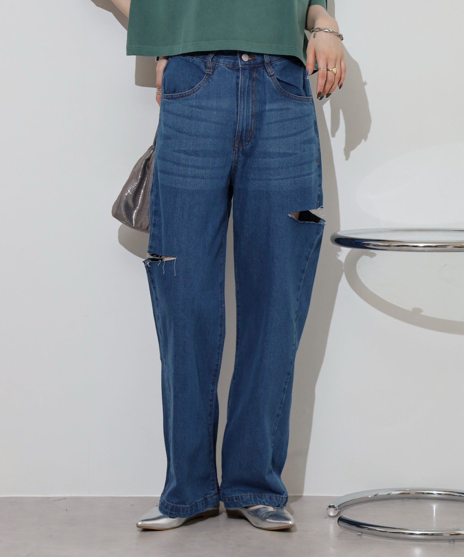 アットワン atONE デニムダメージストレートパンツ （ブルー） ブルー