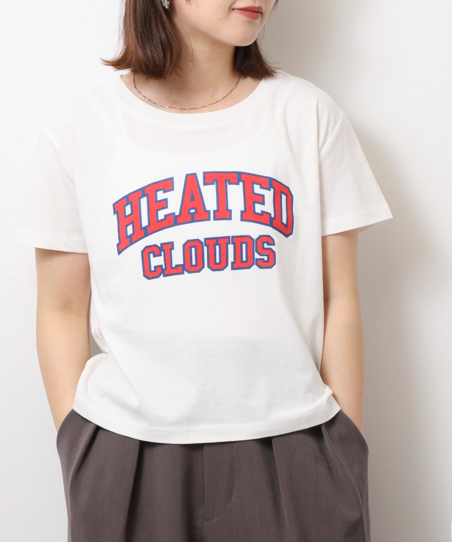 アットワン atONE オーバーサイズシルエットショート丈ロゴプリントTシャツ （ホワイト5） ホワイト5