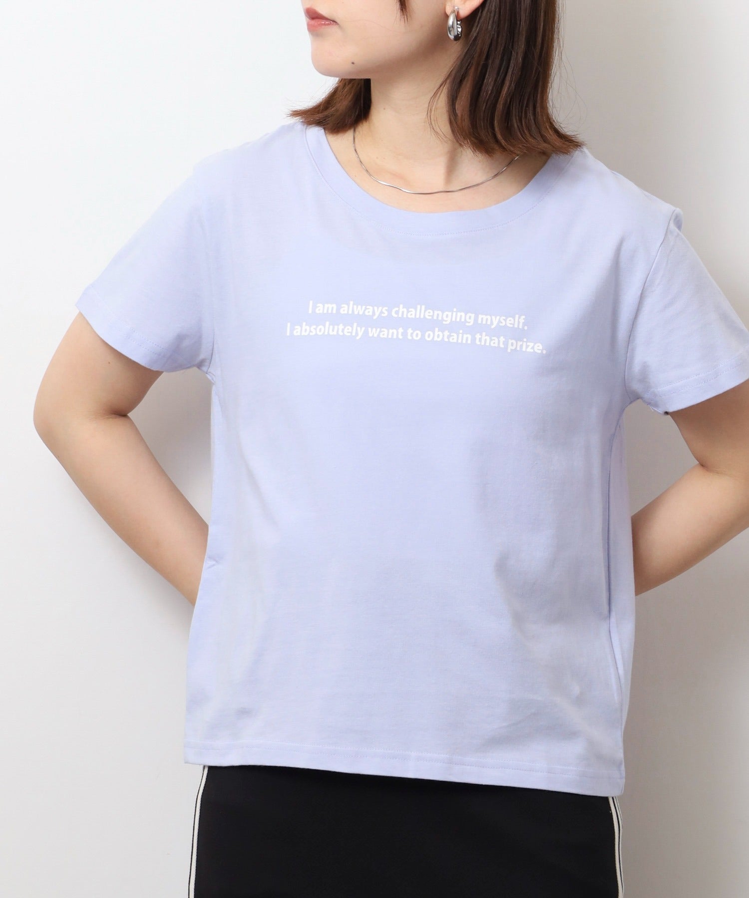 アットワン atONE オーバーサイズシルエットショート丈ロゴプリントTシャツ （ラベンダー2） ラベンダー2