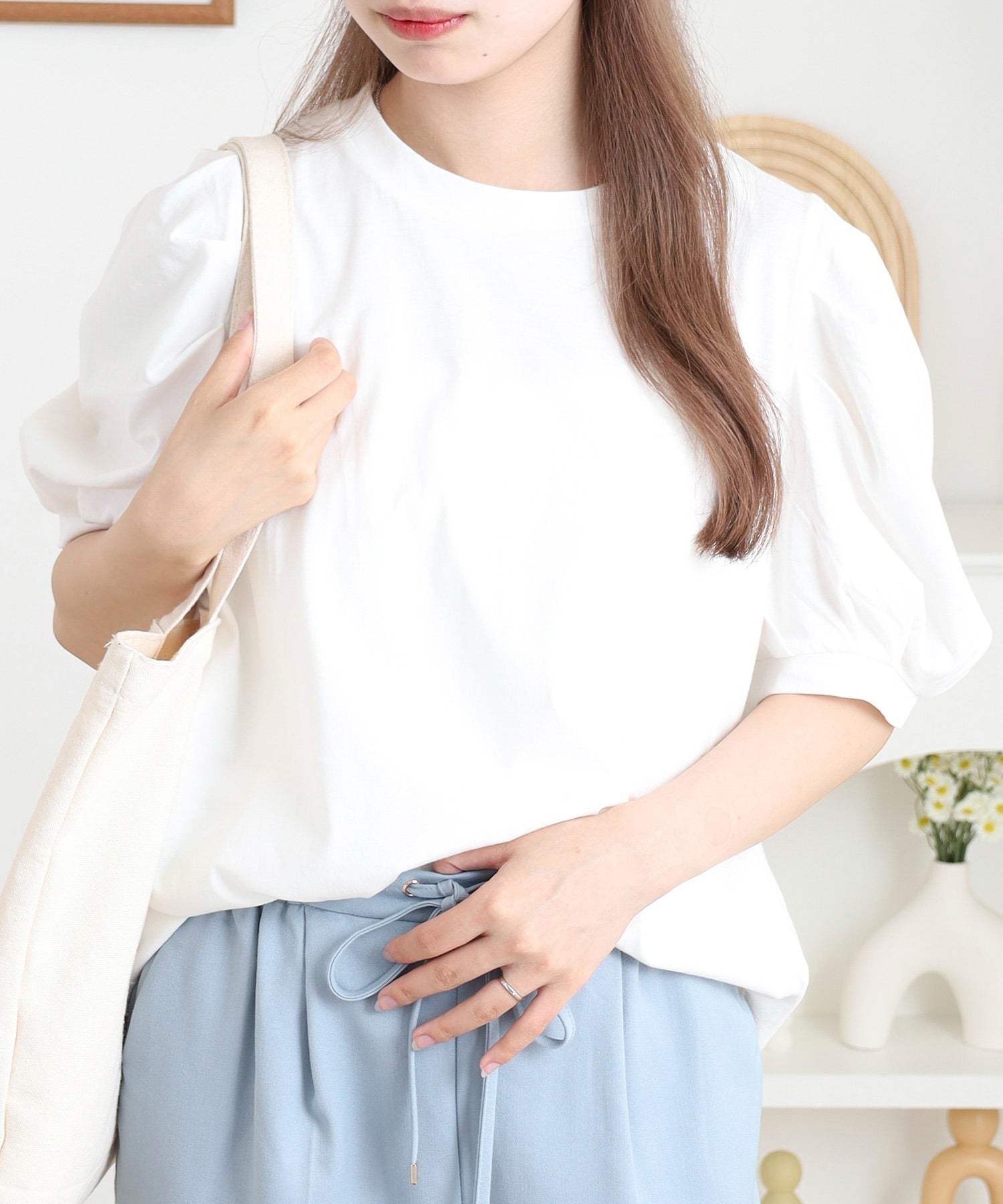 アットワン atONE ラウンドネックパフスリーブ半袖Tシャツ （ホワイト） ホワイト