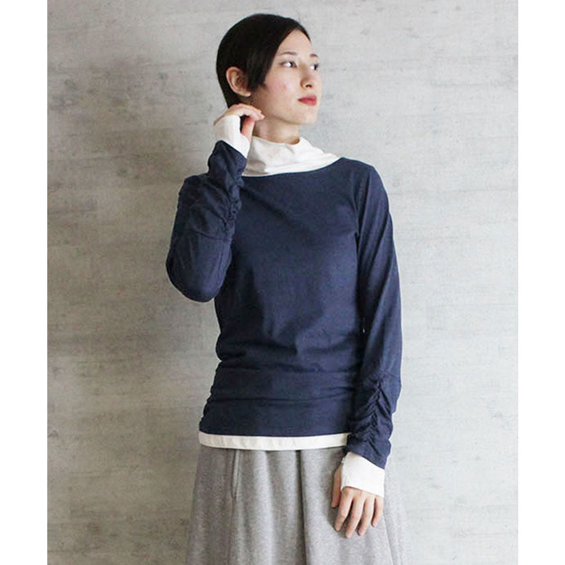 アットワン atONE くしゅタートルネック指穴ロングTシャツ,ネイビー
