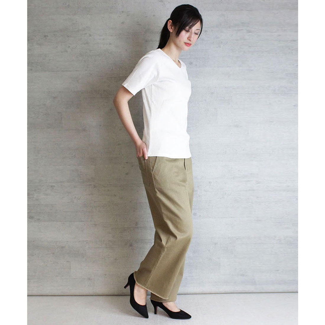 アットワン atONE Vネック5分袖コットンリブTシャツ