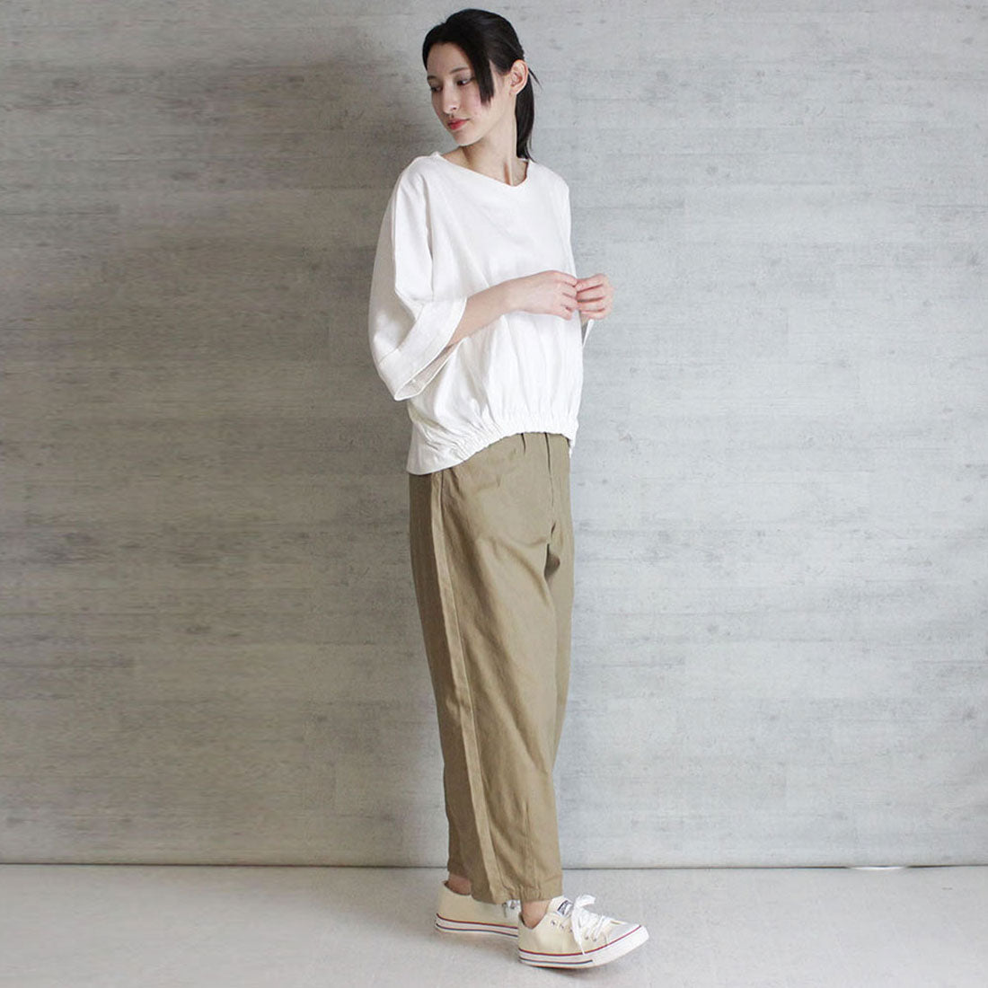 アットワン atONE 前ギャザーVネック6分袖Tシャツ