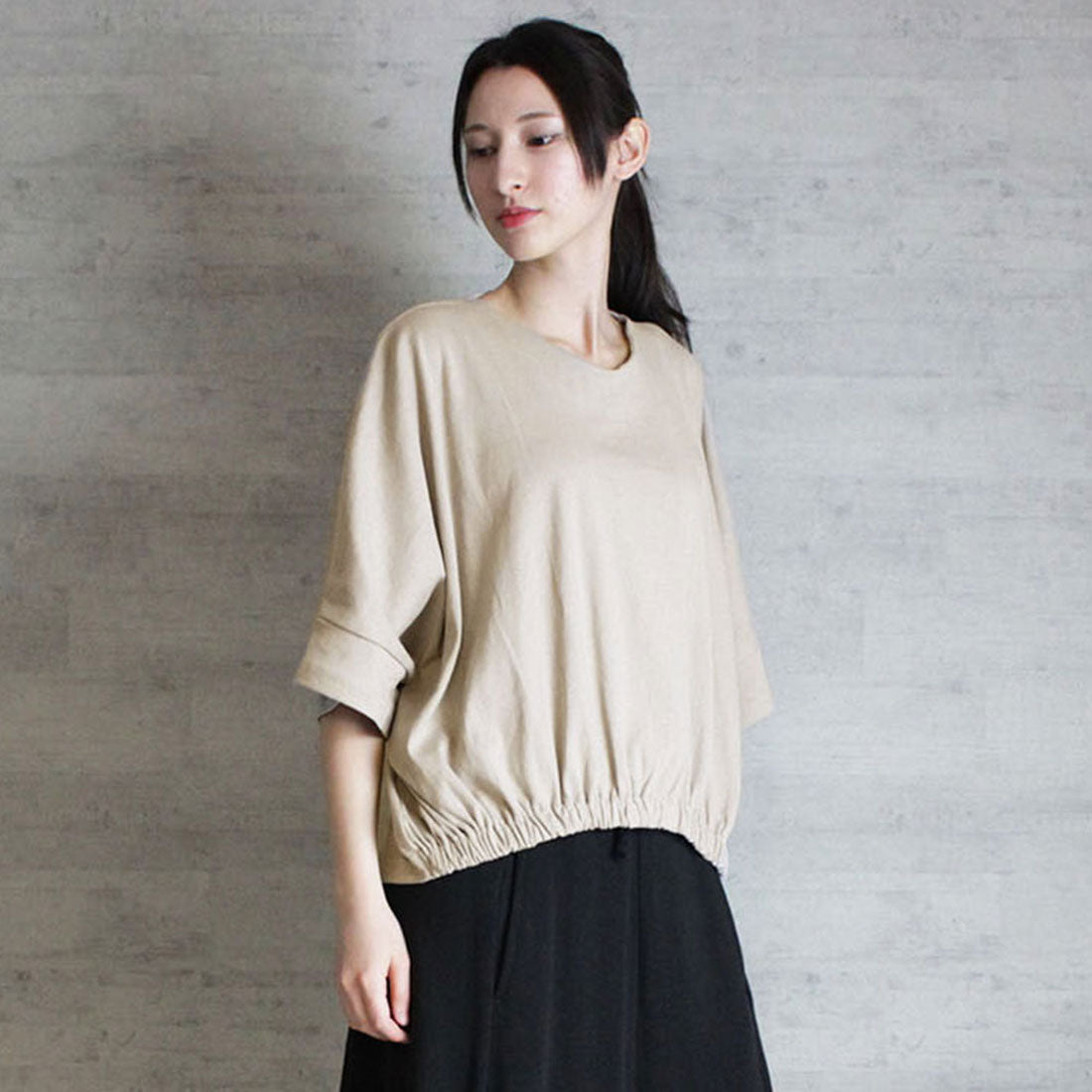 アットワン atONE 前ギャザーVネック6分袖Tシャツ,グレーベージュ