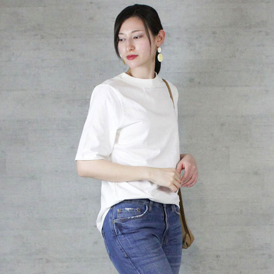 アットワン atONE プチハイネック半袖Tシャツ