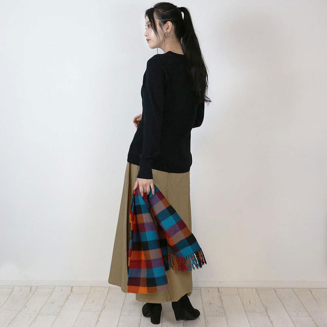 アットワン atONE ラウンドネックリブニット