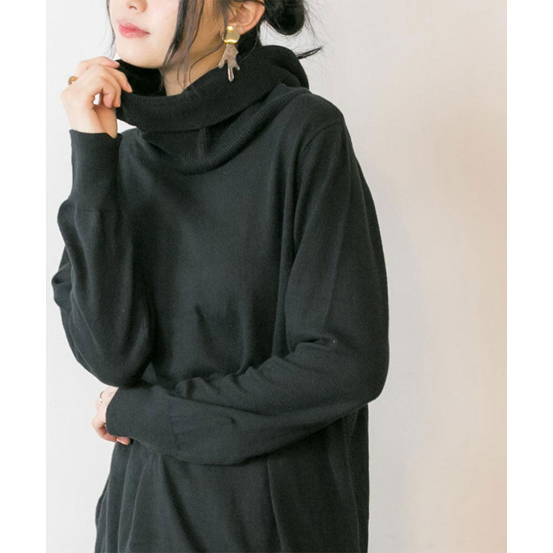 アットワン atONE オフタートルプルオーバー （BLACK） ブラック